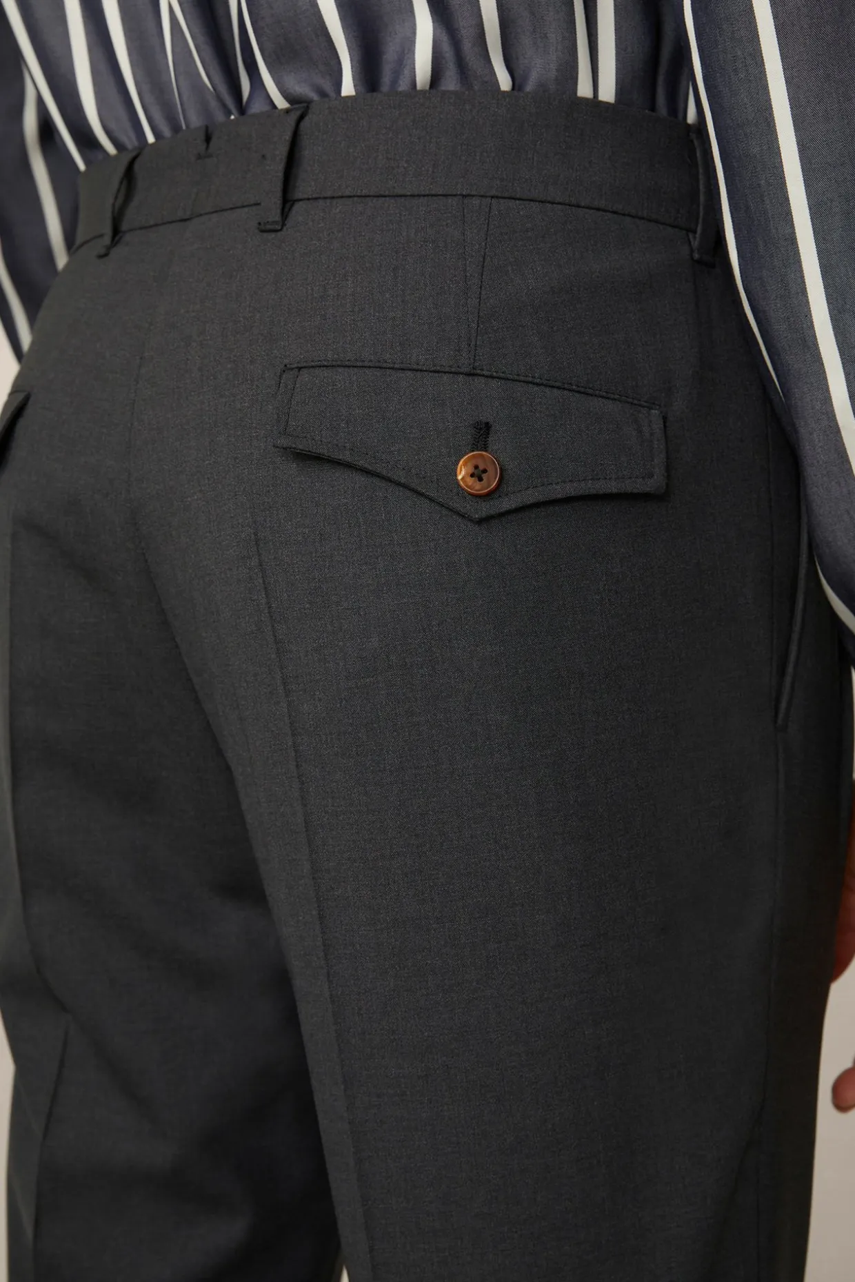 Baukasten-Hose Serpo Mit Bundfalte Und Umschlag In