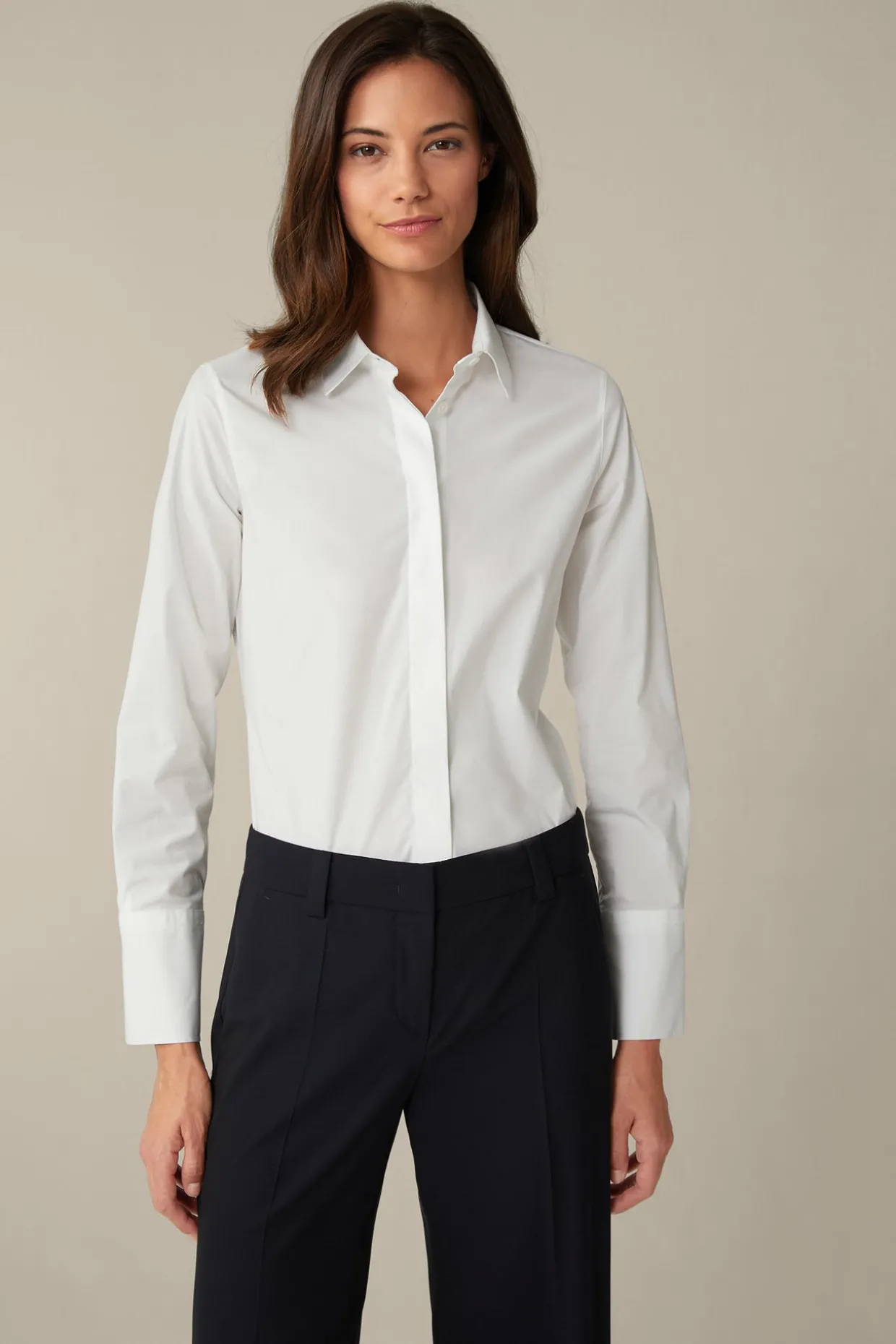 Baumwollstretch-Bluse Mit Hemdkragen In