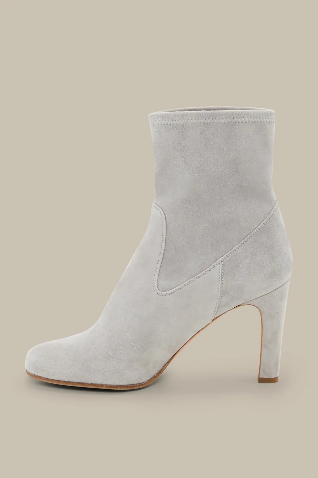 Bootie Aus Ziegenwildleder By Unutzer In