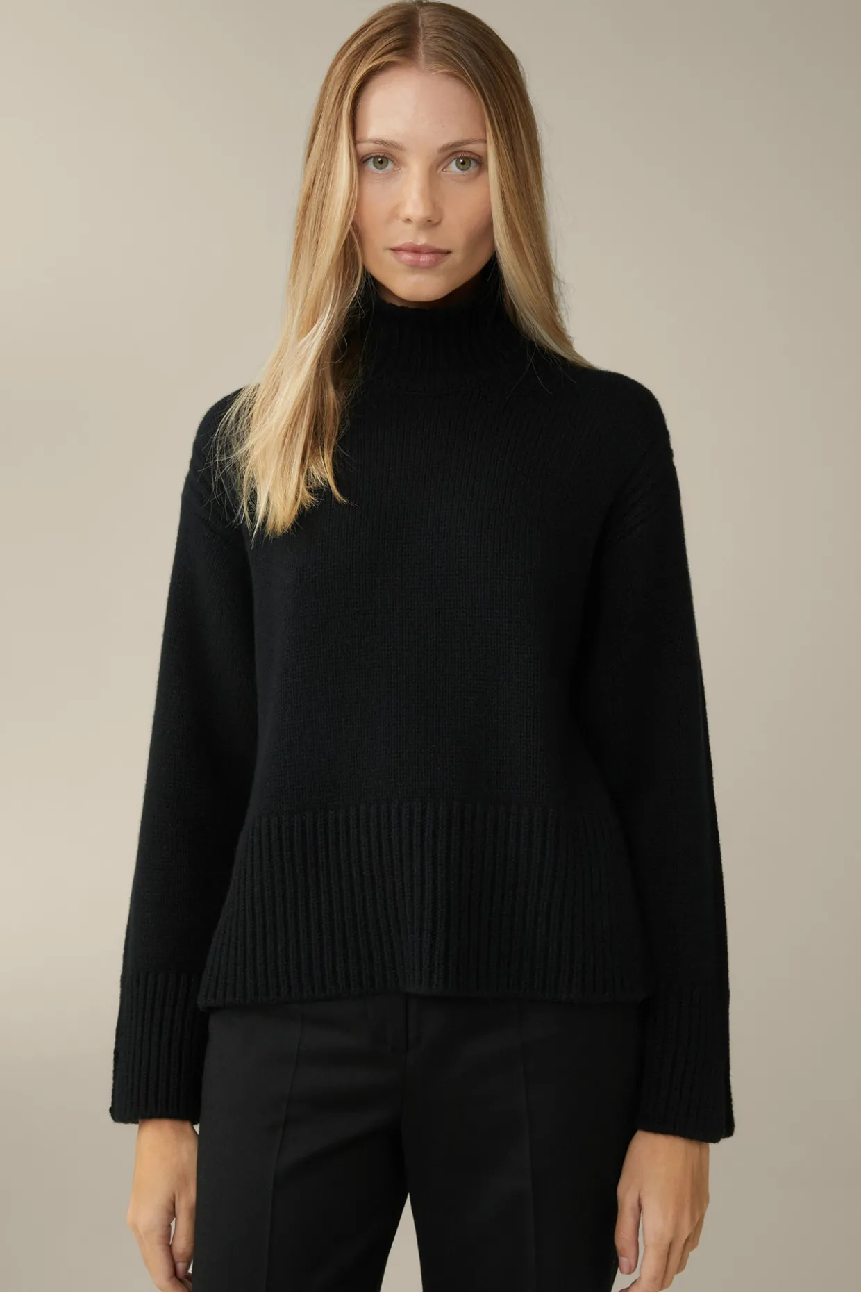 Cashmere-Rollkragen-Pullover In