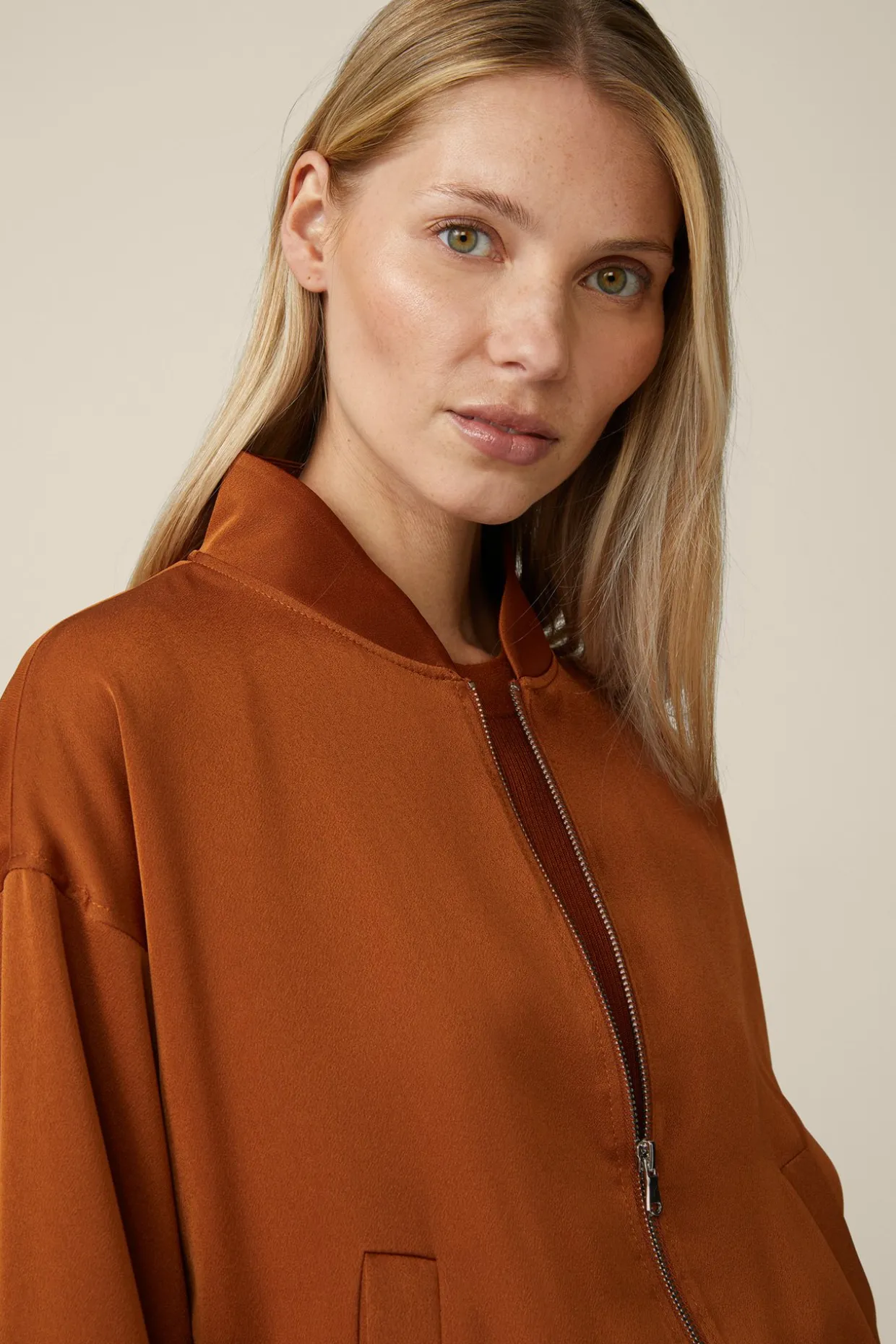 Crepe-Blouson In
