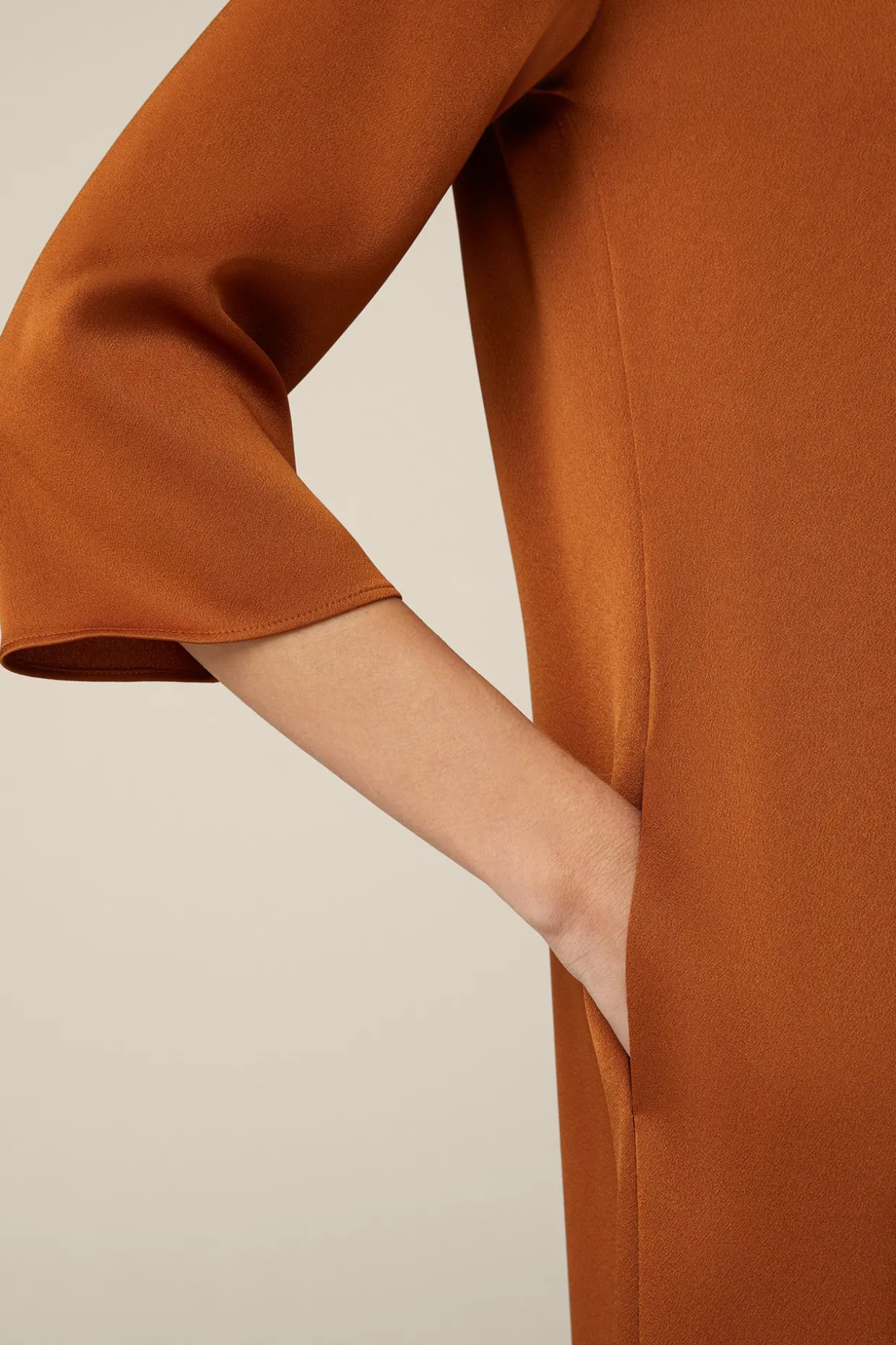 Crepe-Kleid In A-Linie In
