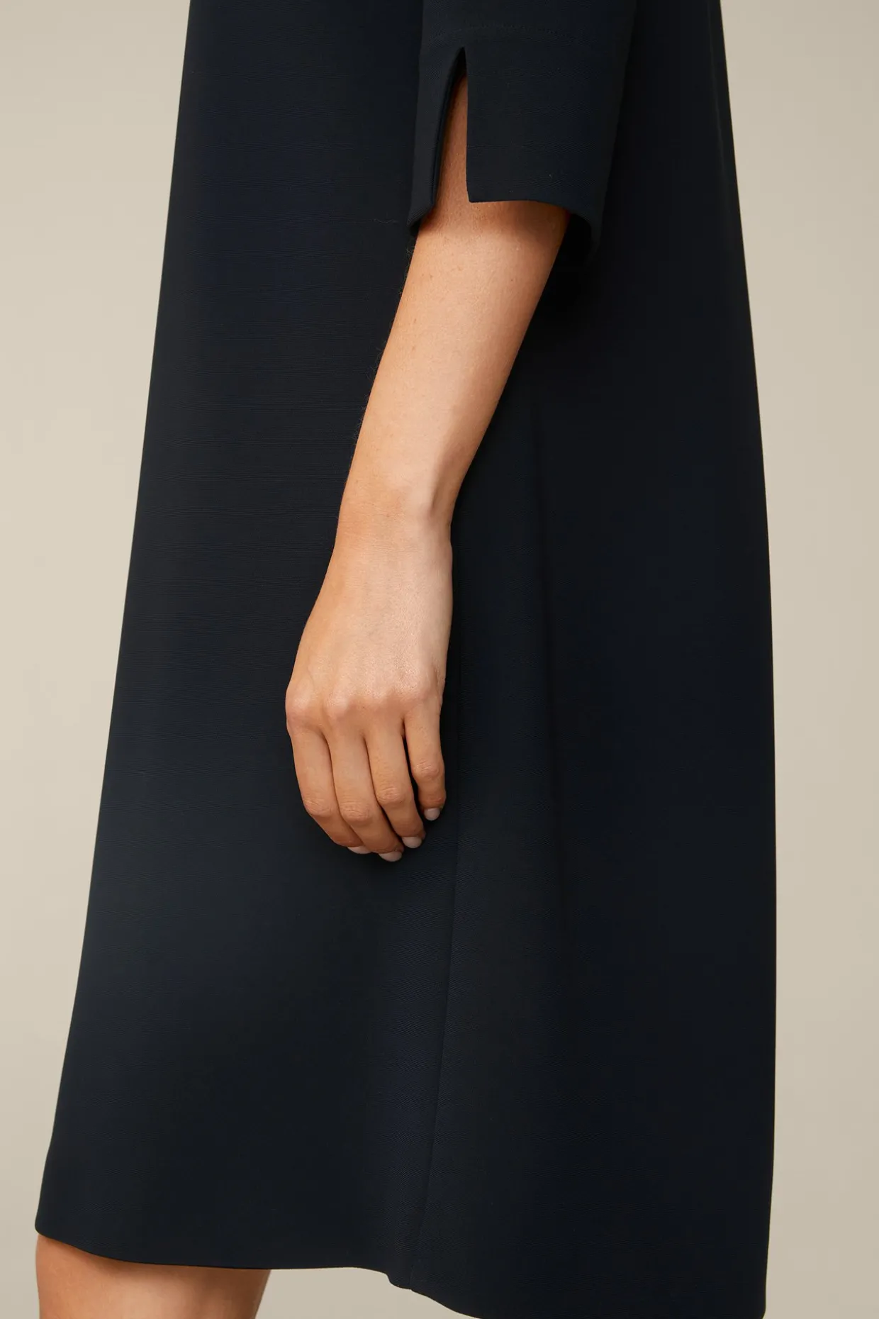 Crepe-Kleid In A-Linie In