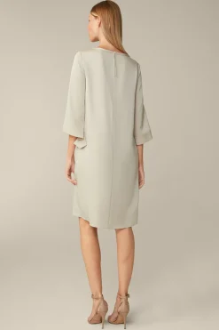 Crepe-Kleid In H-Linie In