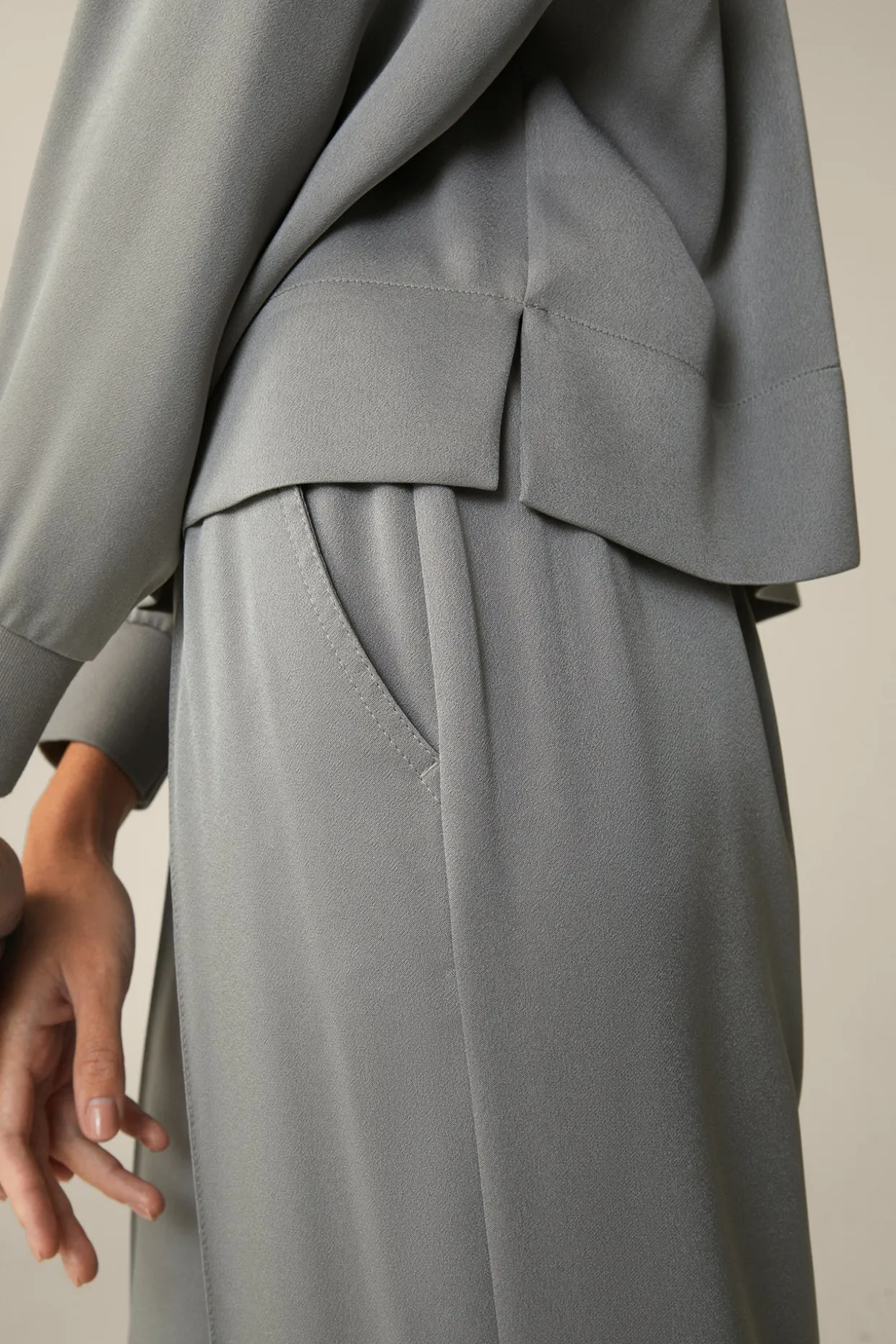Crepe-Langarm-Bluse In