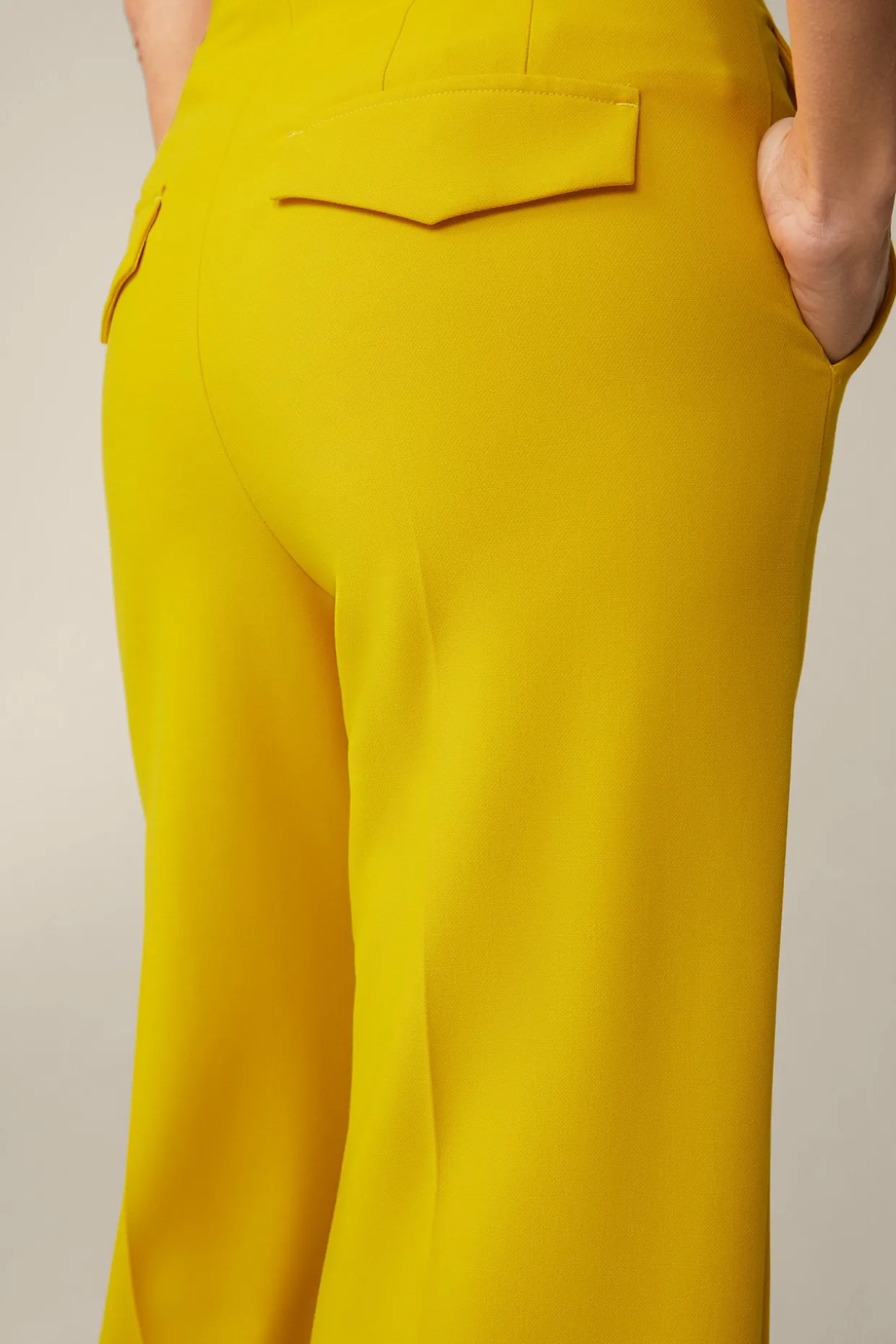 Crepe-Marlene-Hose In