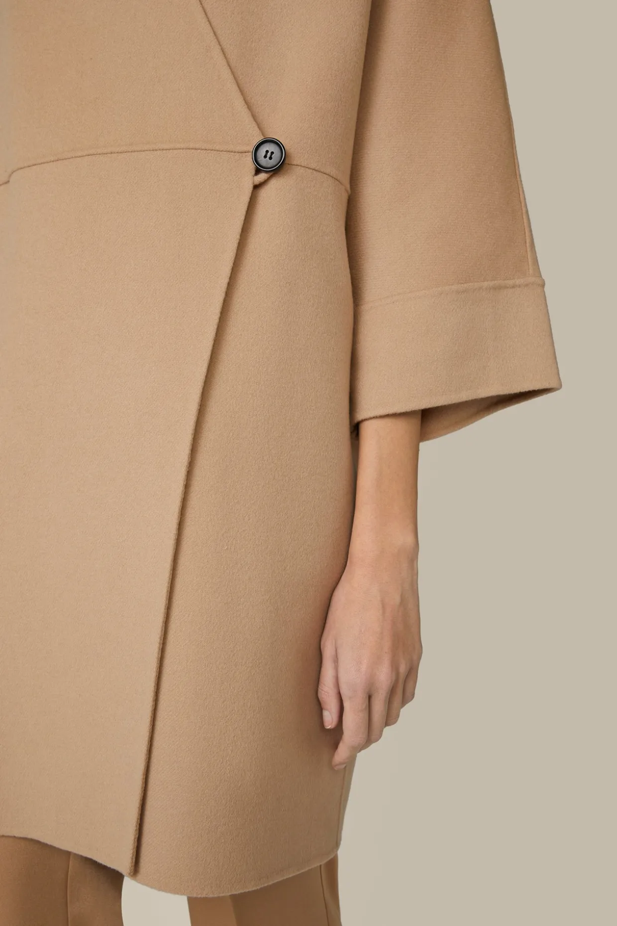 Double-Cape-Mantel In
