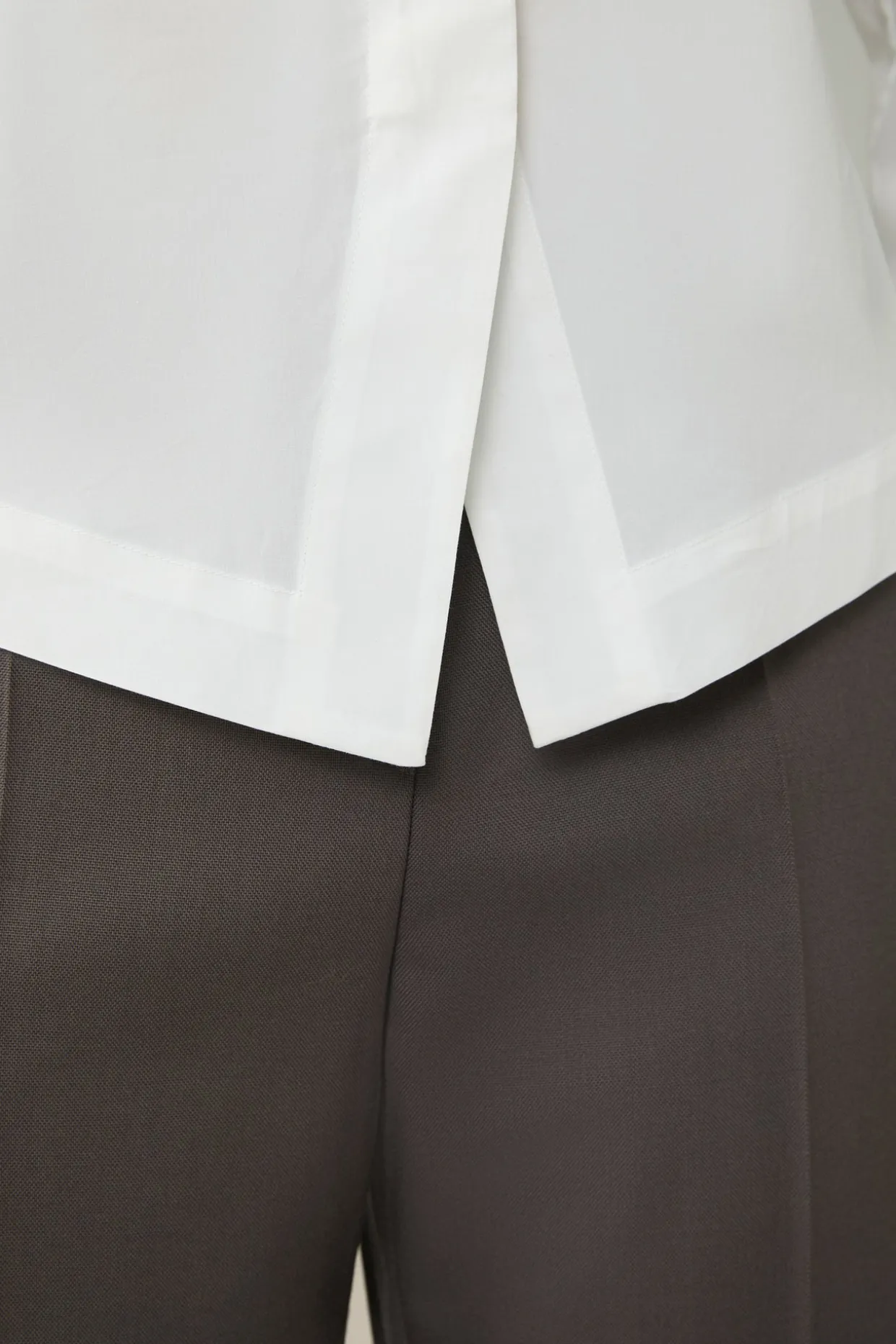 Popeline-Baumwollstretch-Hemdbluse In