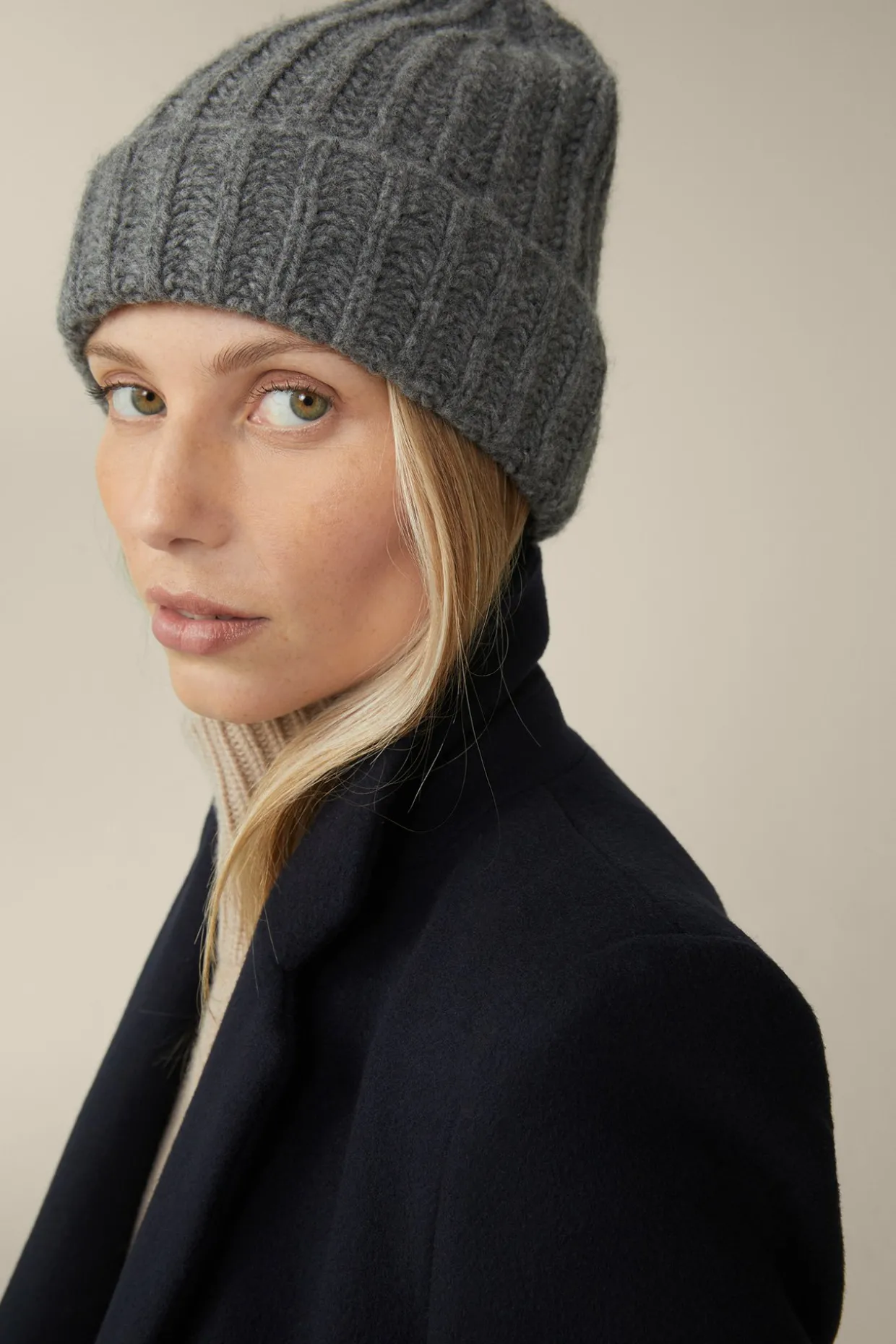 Schurwoll-Cashmere Mutze In