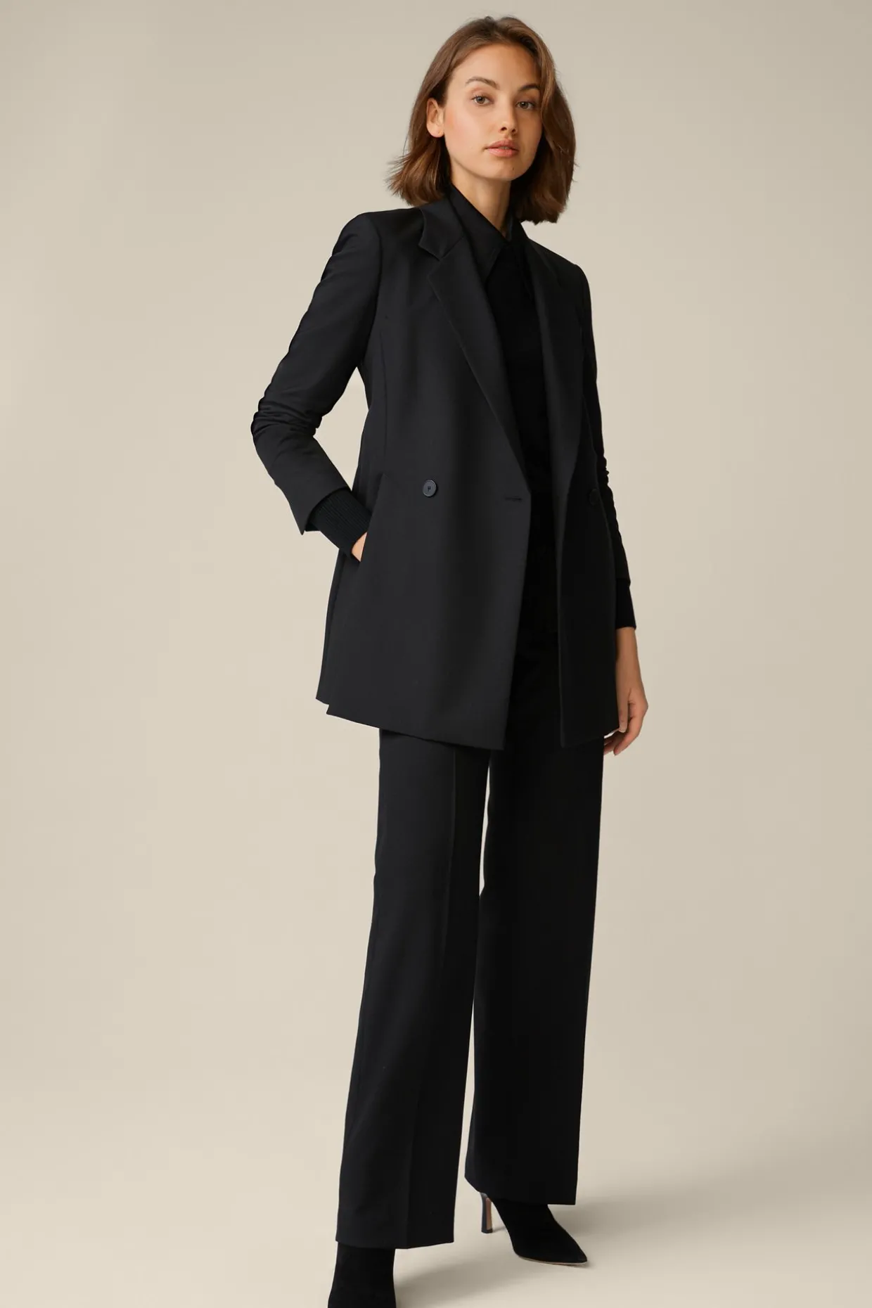 Schurwoll-Doppelreiher-Blazer In