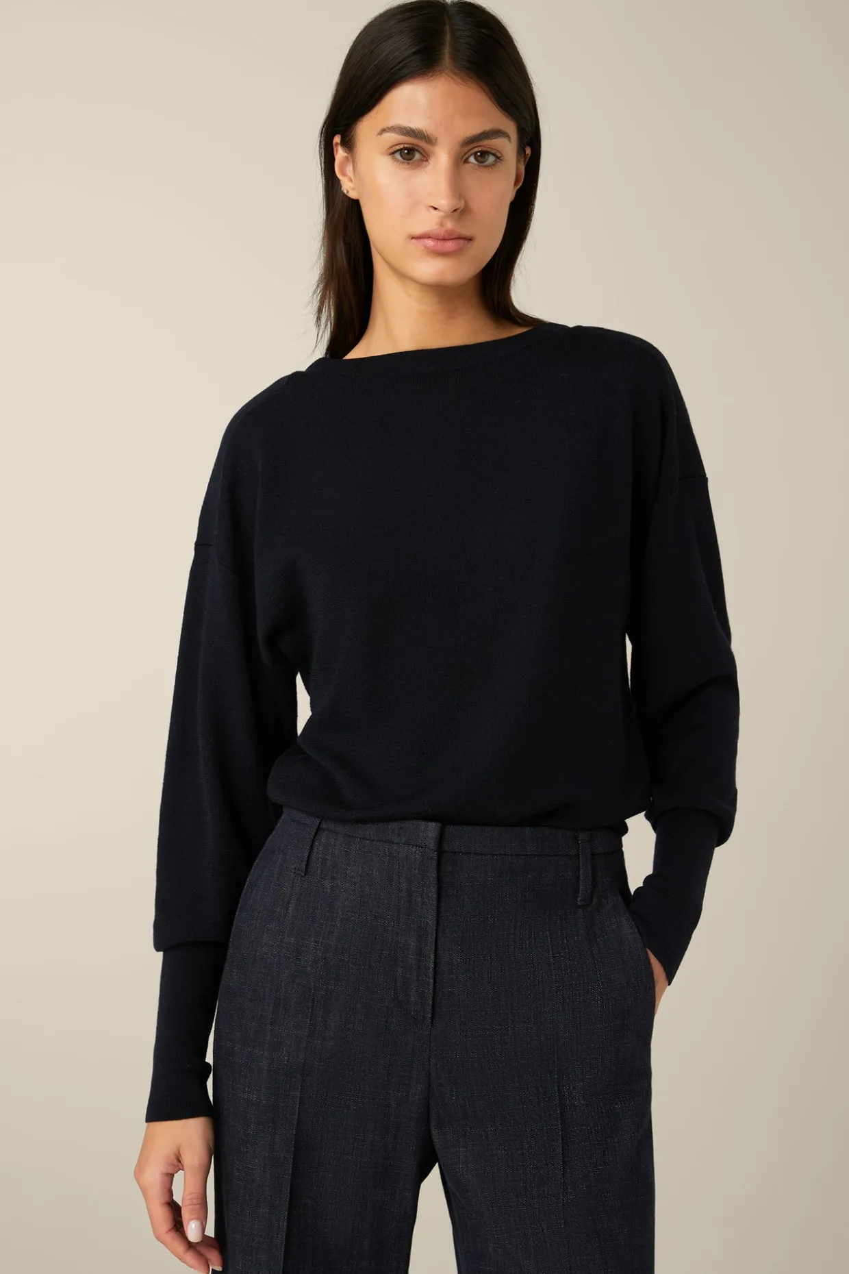 Schurwoll-Ripp-Strick-Pullover Mit Seide In