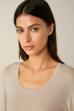 Schurwoll-Ripp-Strick-Pullover Mit Seide In