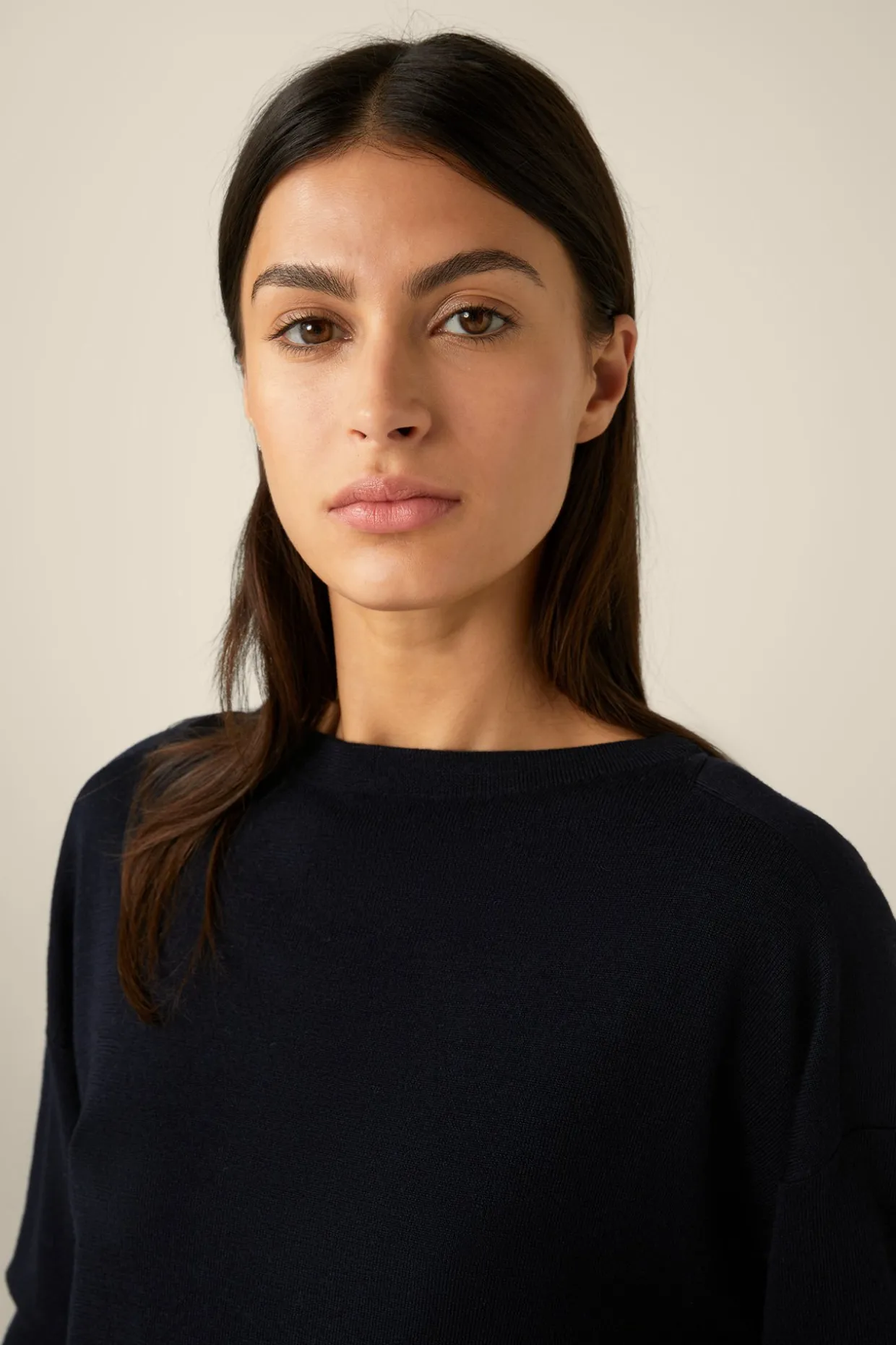 Schurwoll-Ripp-Strick-Pullover Mit Seide In