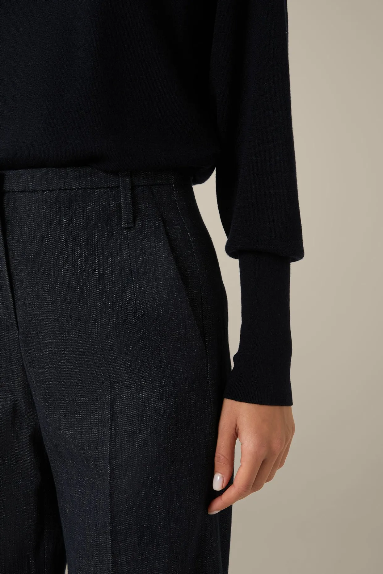 Schurwoll-Ripp-Strick-Pullover Mit Seide In