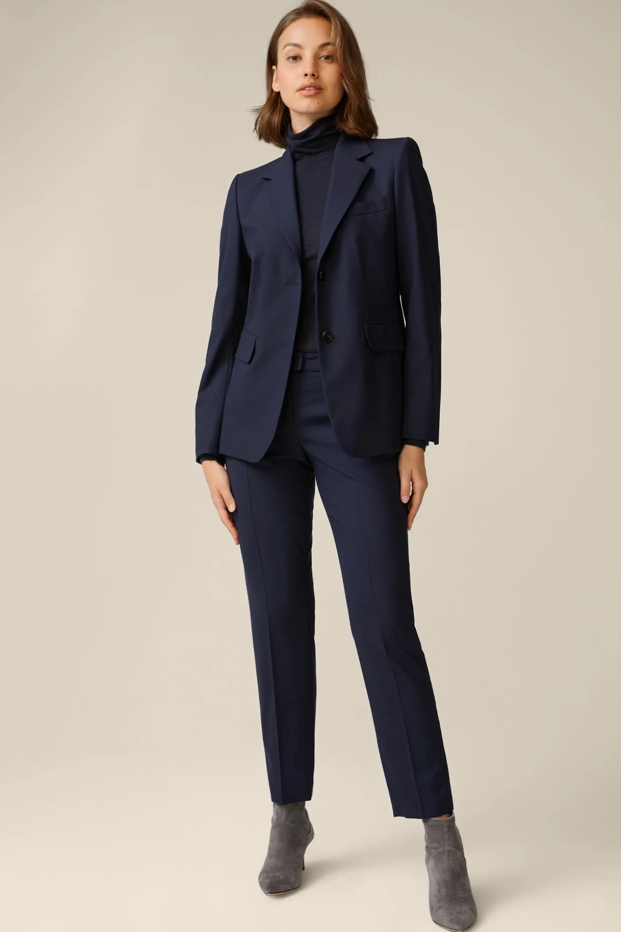 Schurwollstretch-Blazer In