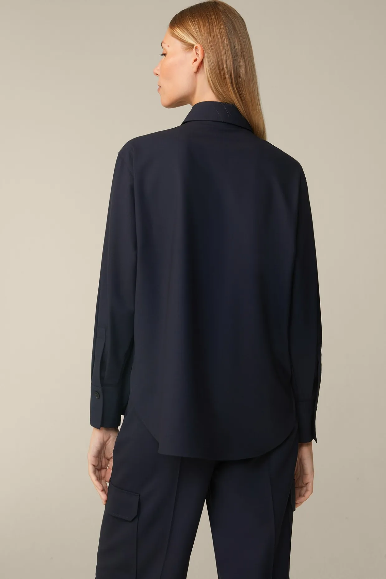 Schurwollstretch-Hemdbluse In