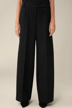Schurwoll-Twill-Palazzo-Hose Mit Nadelstreifen In