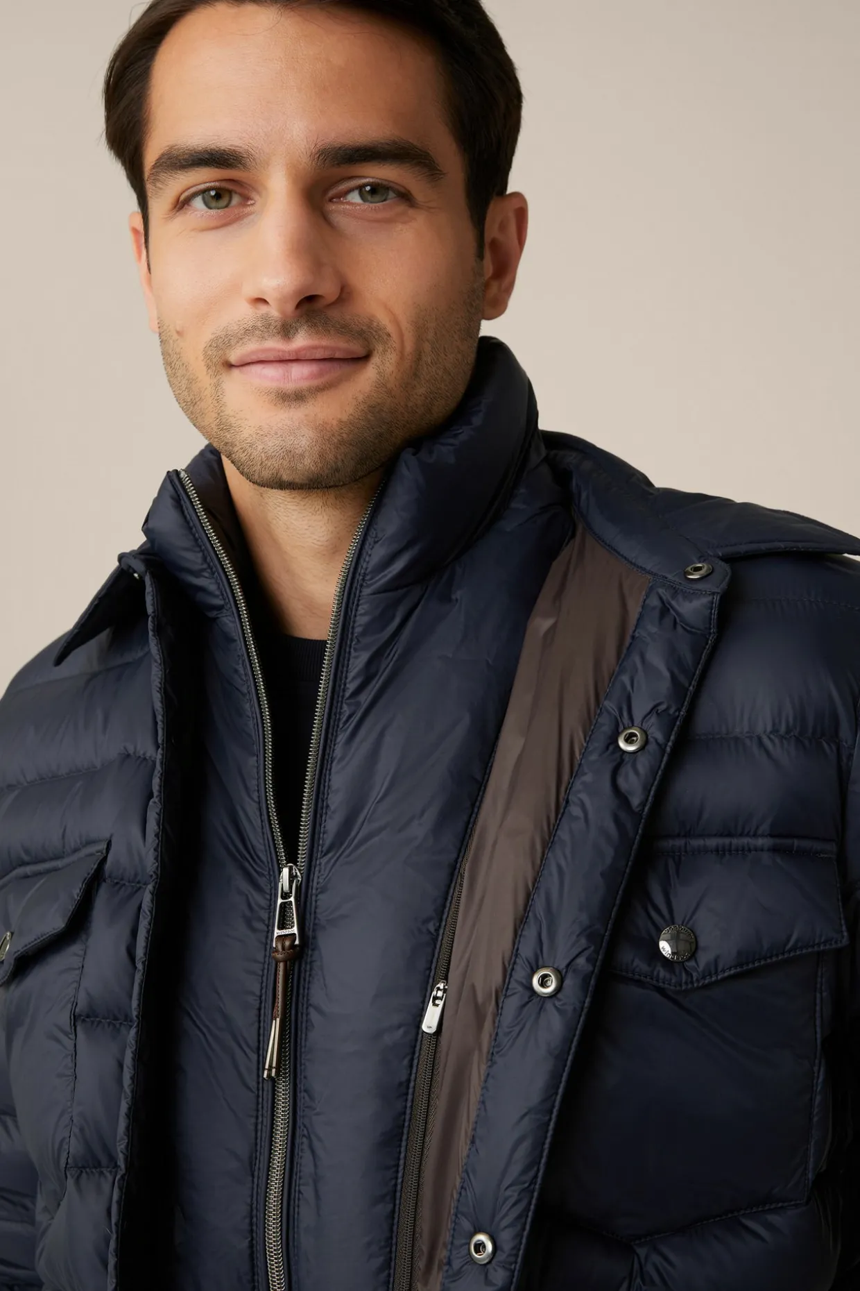 Stepp-Nylon-Jacke Cossato Mit Brusttaschen In