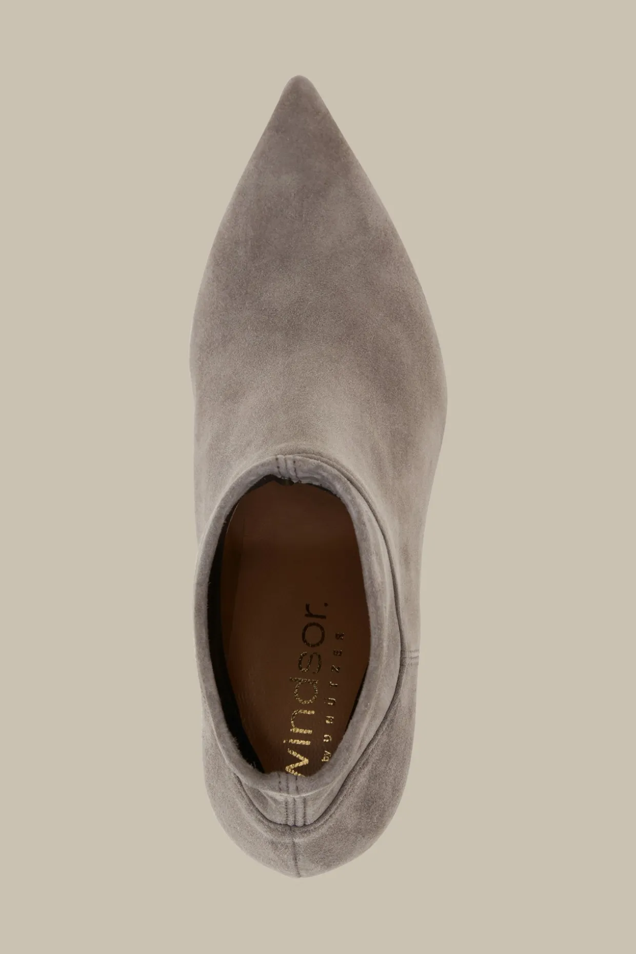 Stiefelette Aus Ziegenveloursleder By Unutzer In