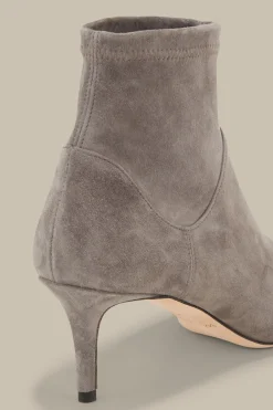 Stiefelette Aus Ziegenveloursleder By Unutzer In