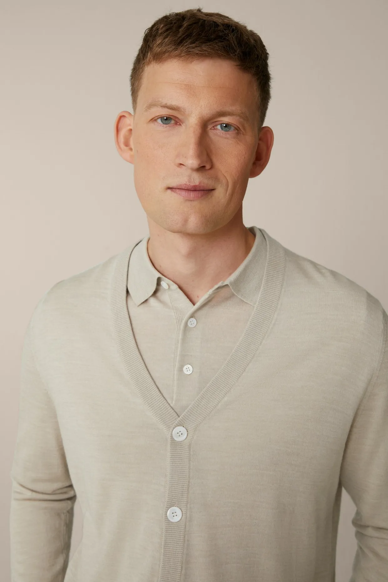 Strick-Cardigan Nando Mit Seide Und Cashmere In Beige