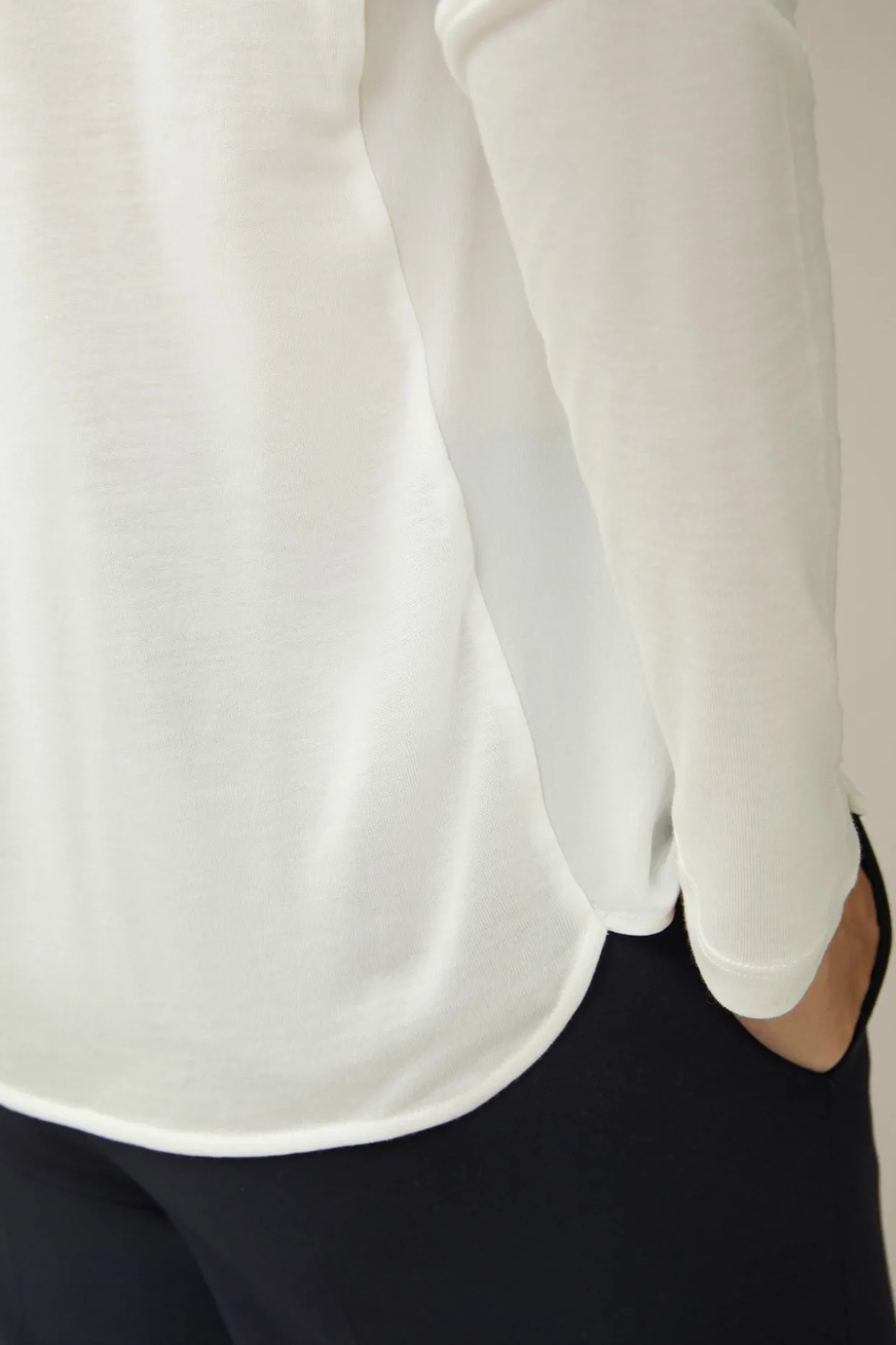 Tencel-Langarm-Shirt Mit Satin Vorderseite In