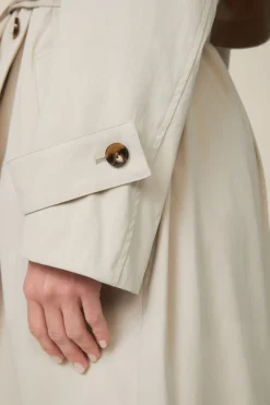 Trenchcoat In