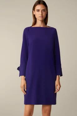 Wollcrepe-Eggshape-Kleid In