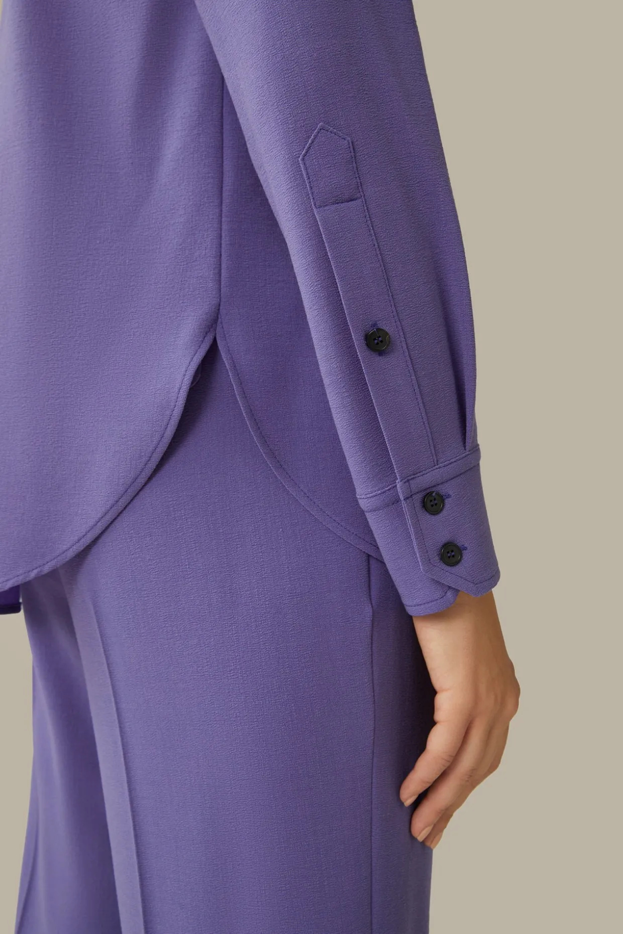 Wollcrepe-Hemdbluse In