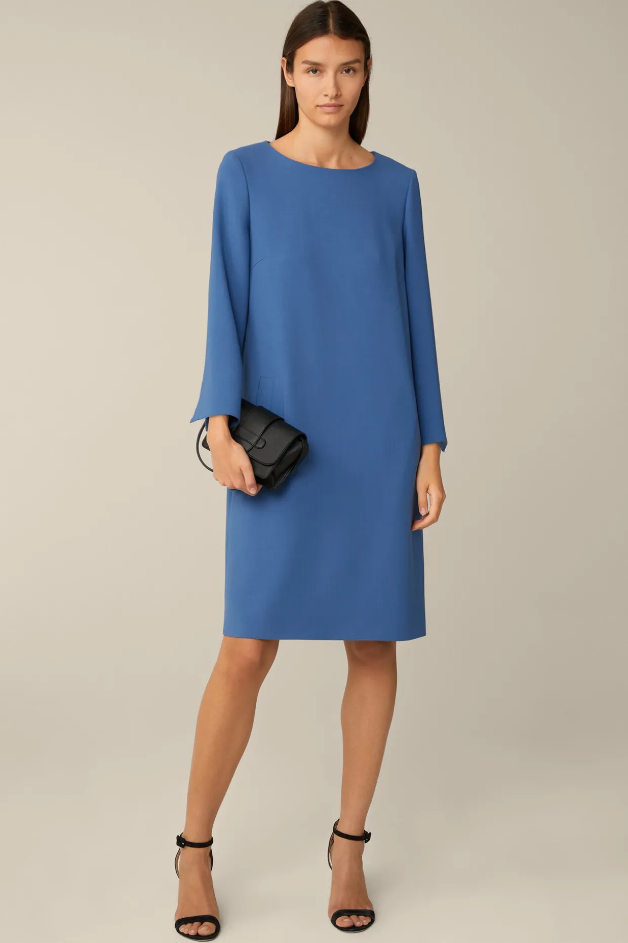 Wollcrepe-Kleid In