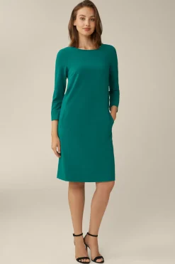 Wollcrepe-Kleid In