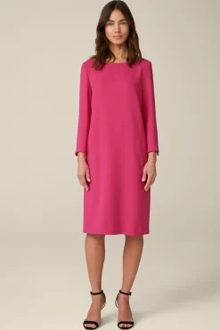 Wollcrepe-Kleid In