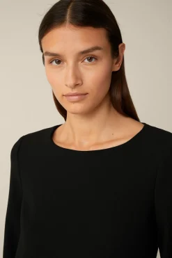 Wollcrepe-Kleid In