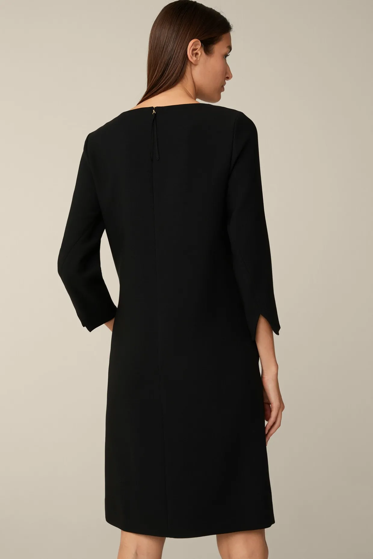 Wollcrepe-Kleid In