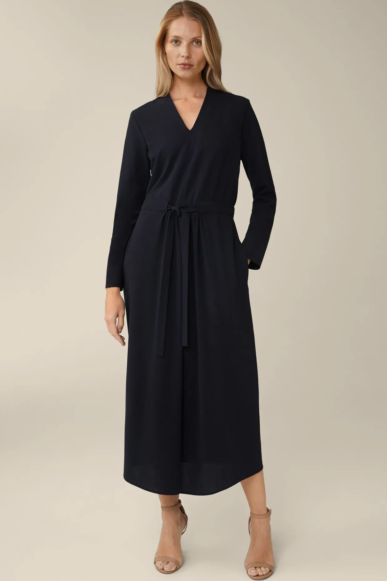 Wollcrepe-Kleid In Midi-Lange In