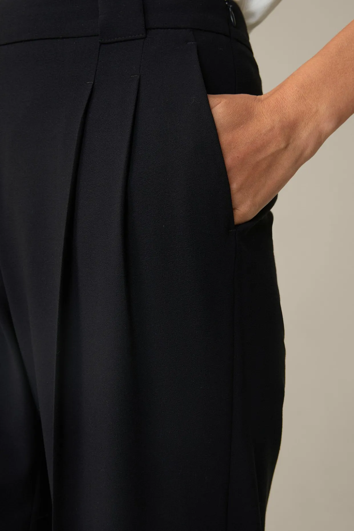 Wollcrepe-Marlene-Hose In