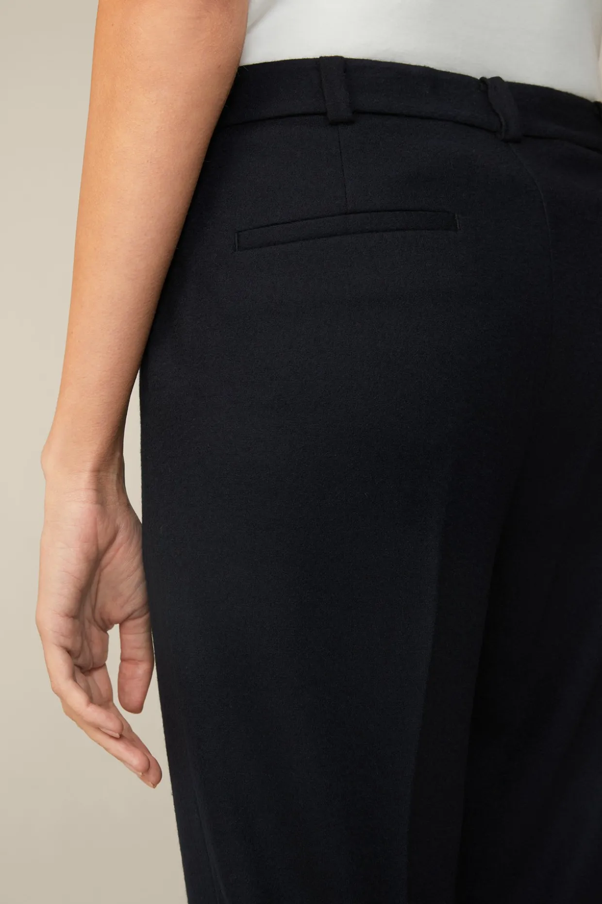 Wolljersey-Bundfalten-Hose In