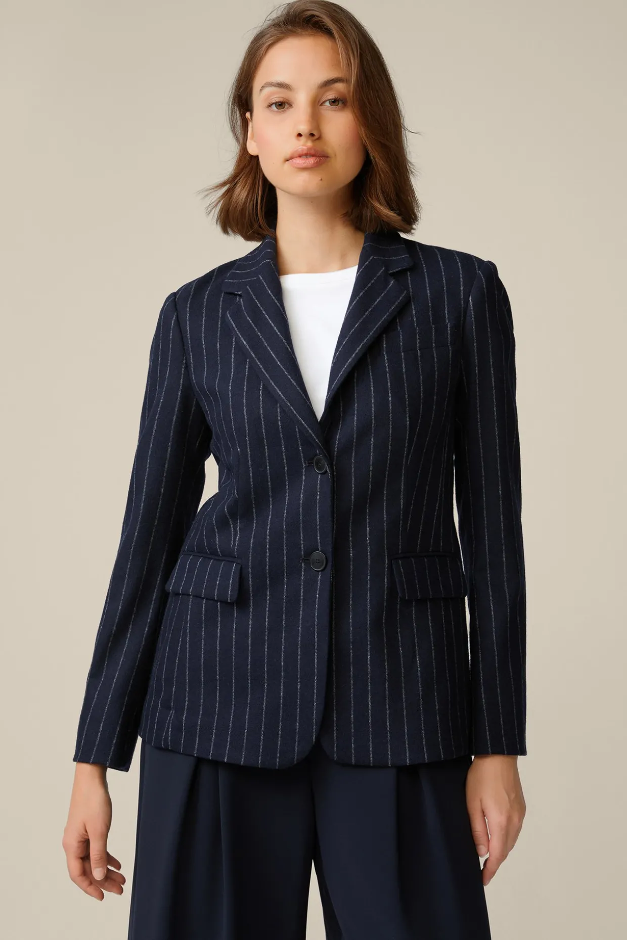 Wollmix-Blazer Mit Kreidestreifen In