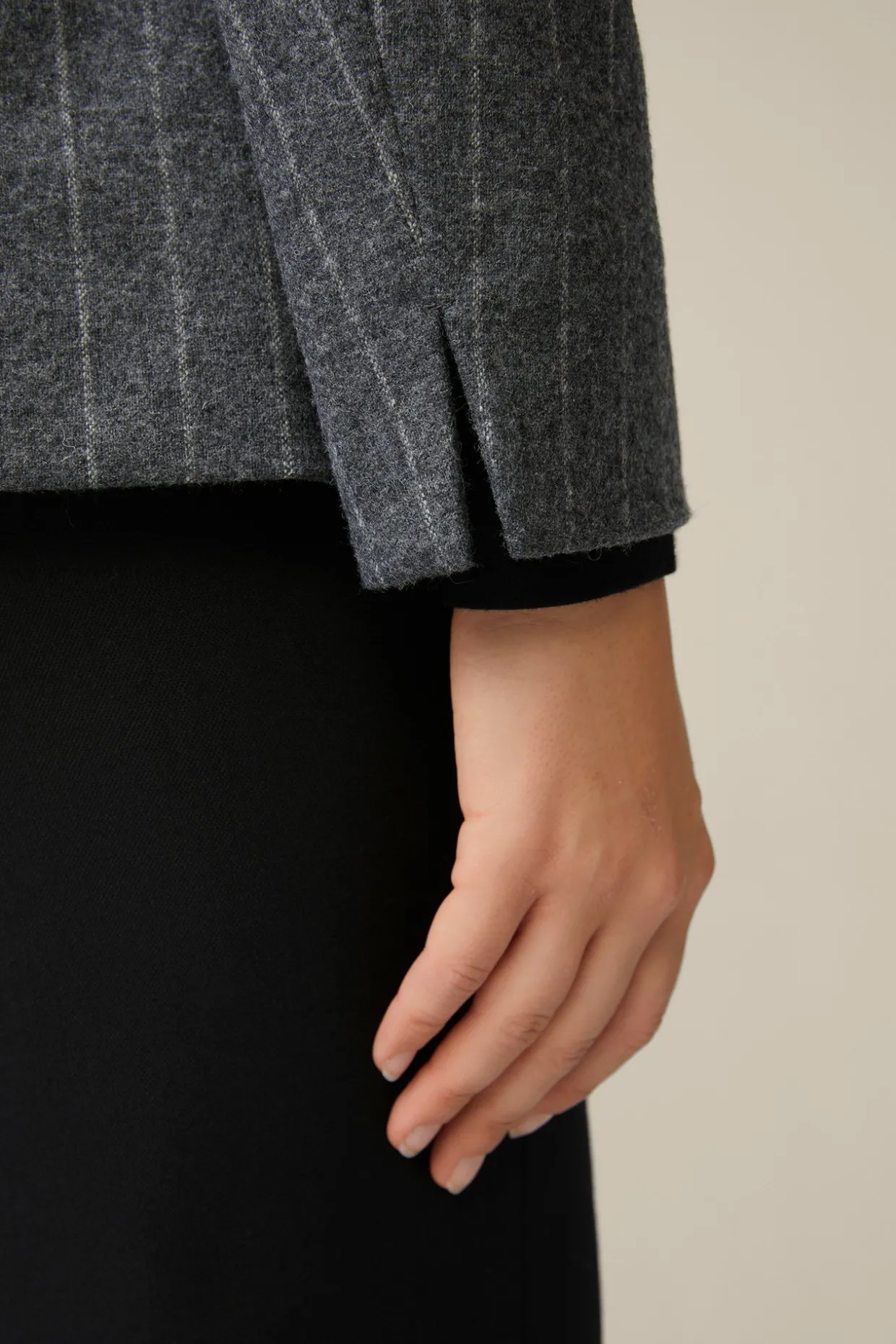 Wollmix-Blazer Mit Kreidestreifen In