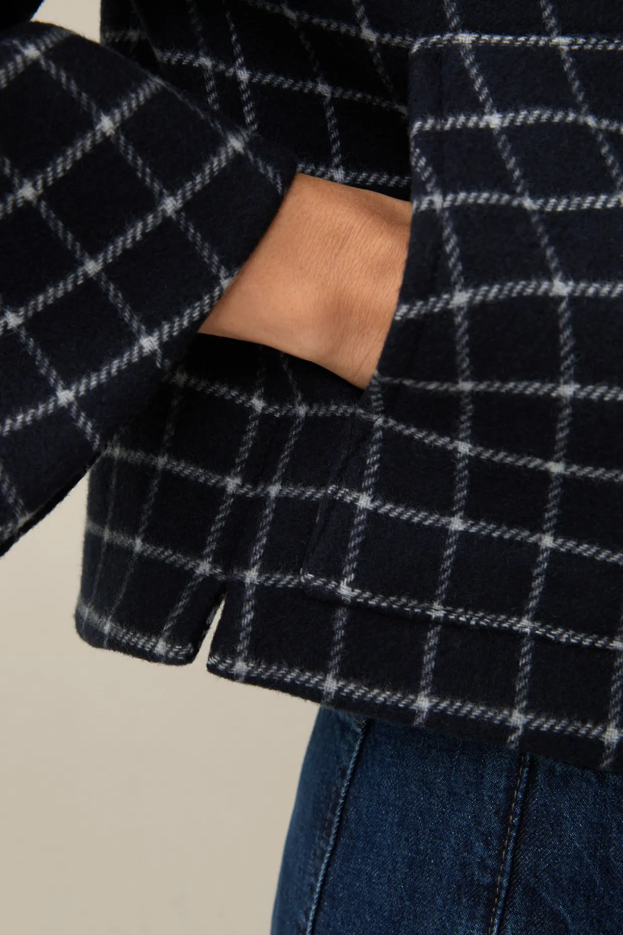 Wollmix-Cape-Jacke In Navy-Weiss Kariert