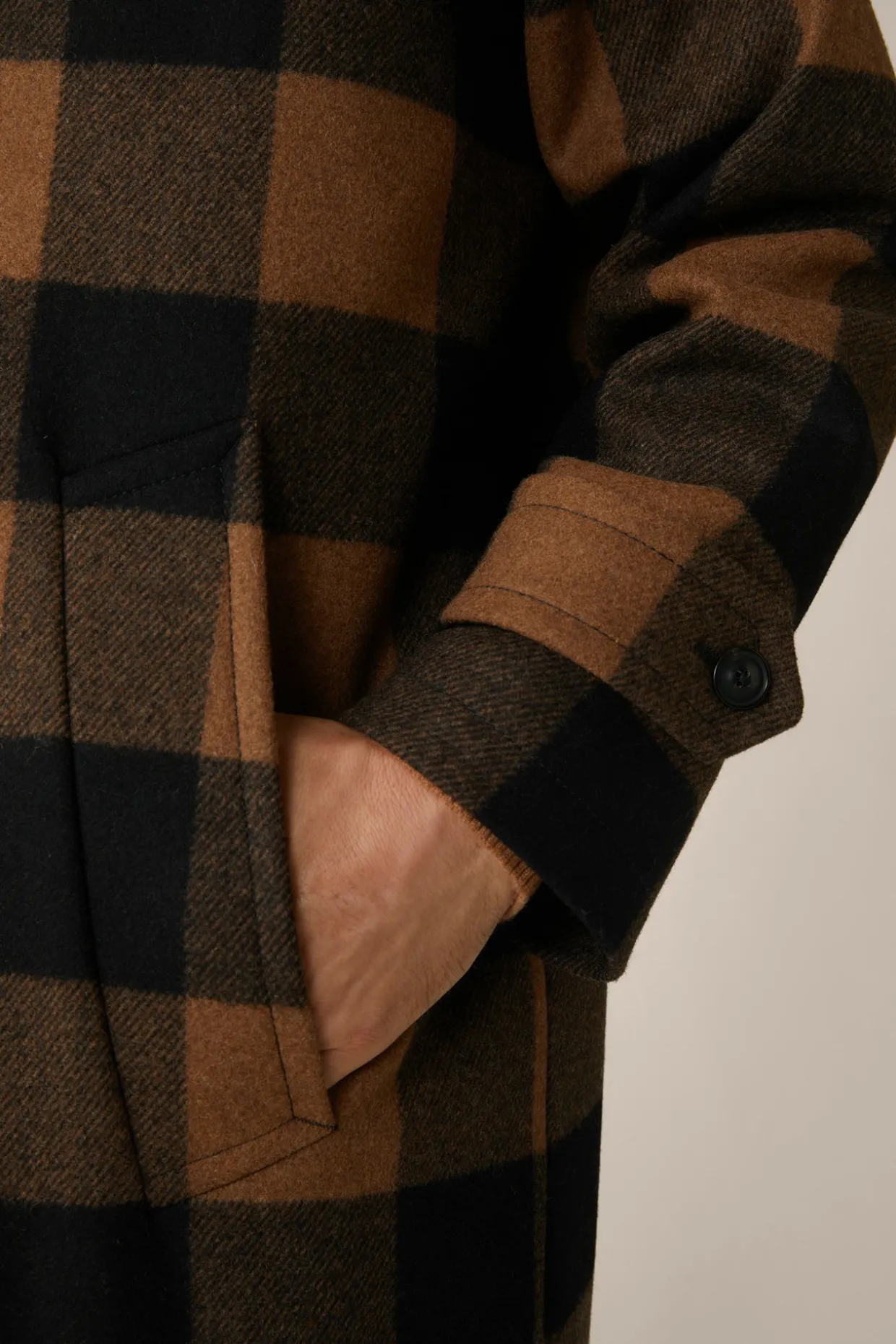 Wollmix-Mantel Rossano Mit Hemdkragen In Schwarz-Braun Check